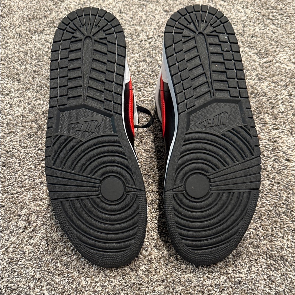 Jordan Men's Black, Red, and White Sneakers - Picture 5 of 5